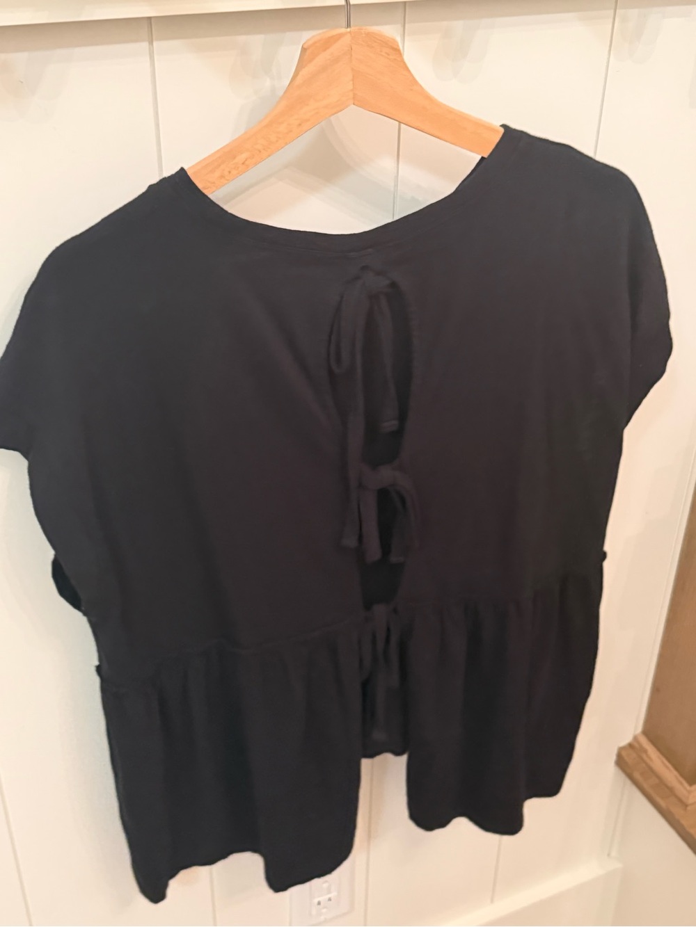 American Eagle Black Women's Tie-Back Babydoll Top